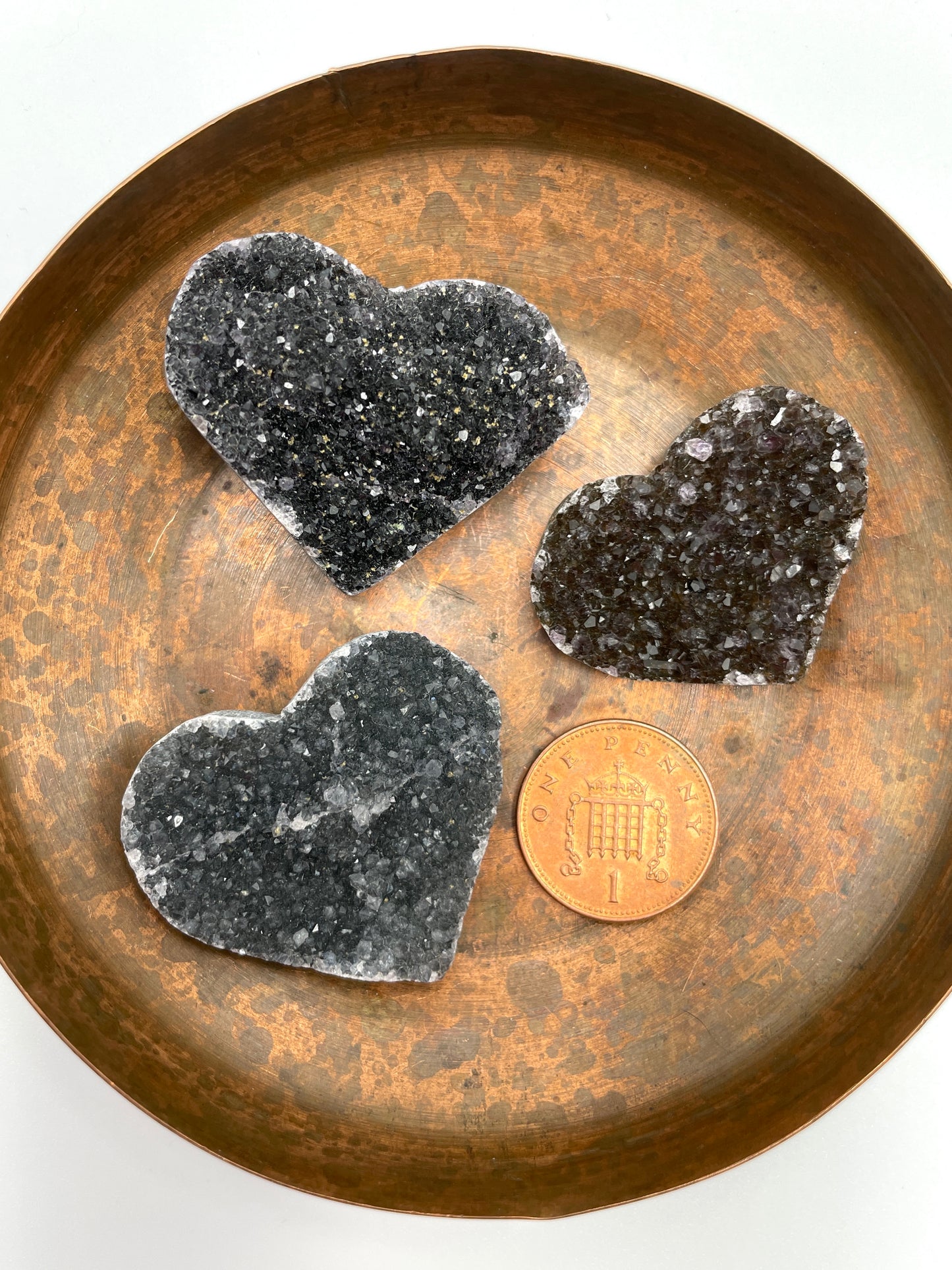 Amethyst Cluster Heart - Black