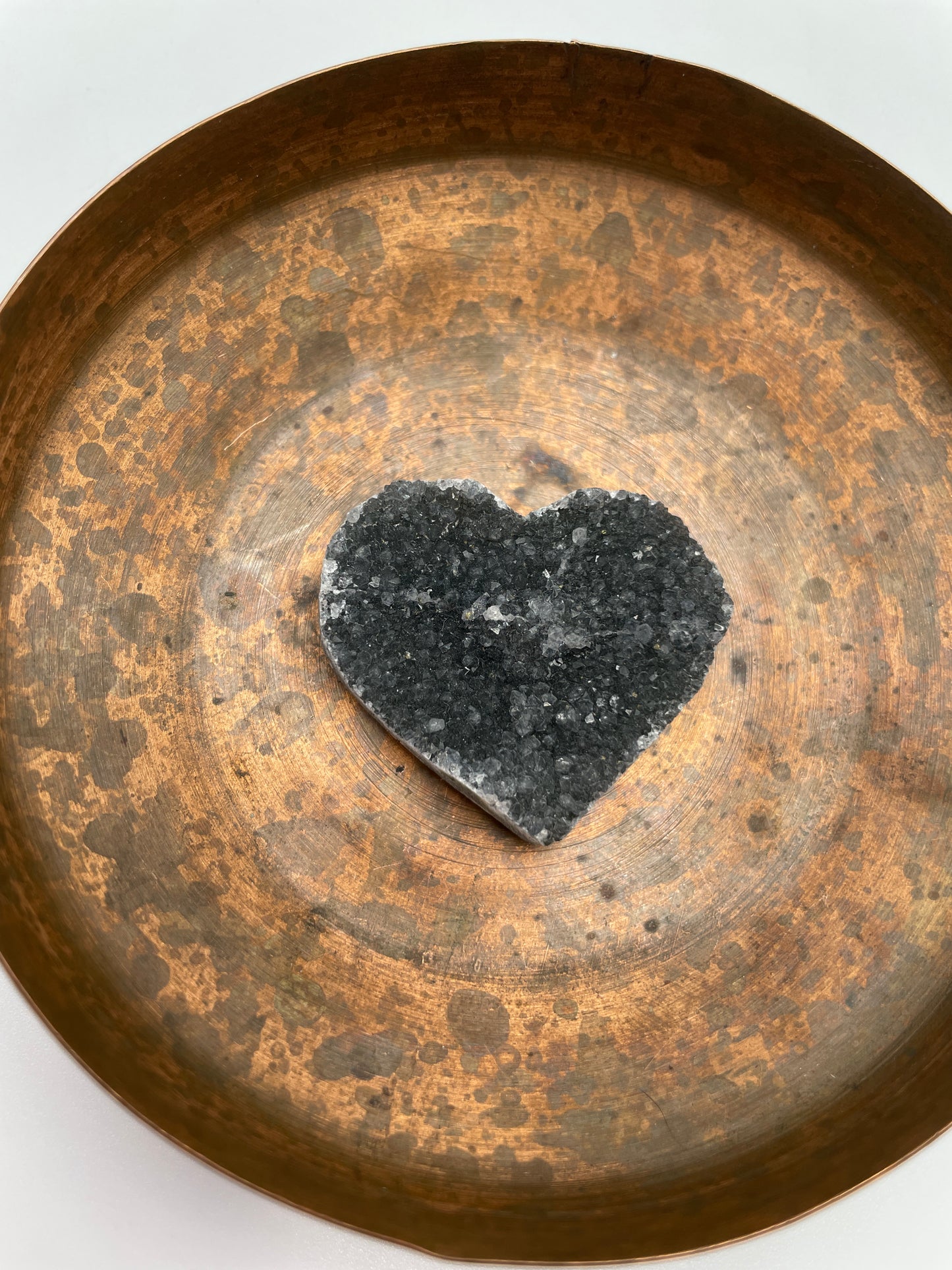 Amethyst Cluster Heart - Black