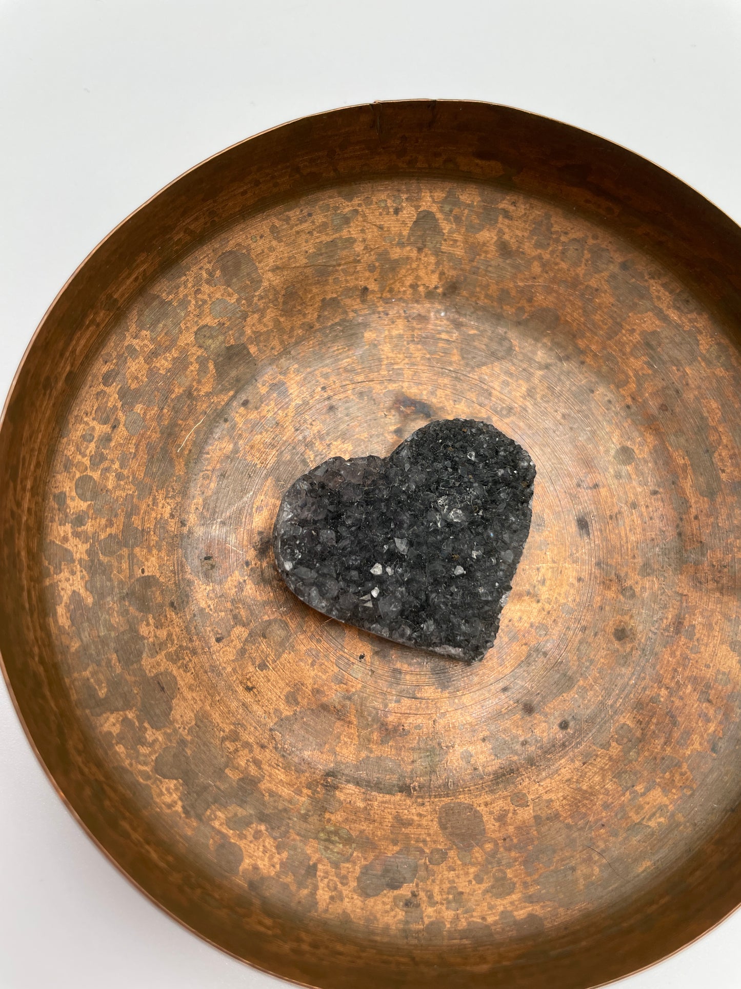 Amethyst Cluster Heart - Black