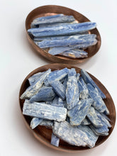 Load image into Gallery viewer, Blue Kyanite - Rough
