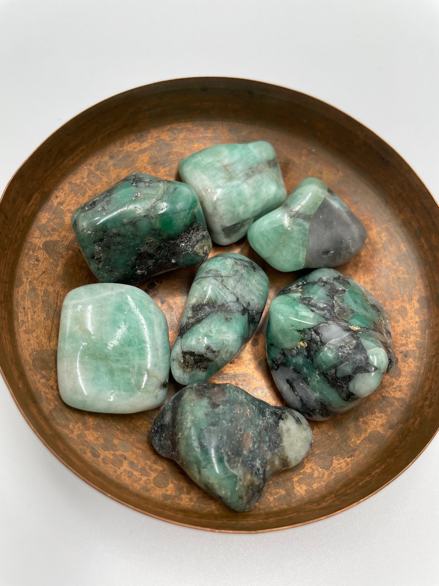 Emerald Tumbled Stone