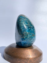 Load image into Gallery viewer, Apatite Freeform
