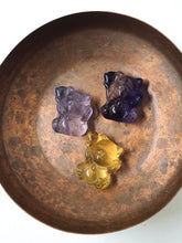 Load image into Gallery viewer, Fluorite Cat
