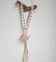 Load image into Gallery viewer, Macrame - Rose Quartz
