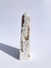 Load image into Gallery viewer, Snow Agate Druzy Obelisk
